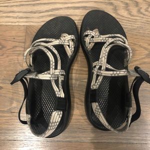 chacos